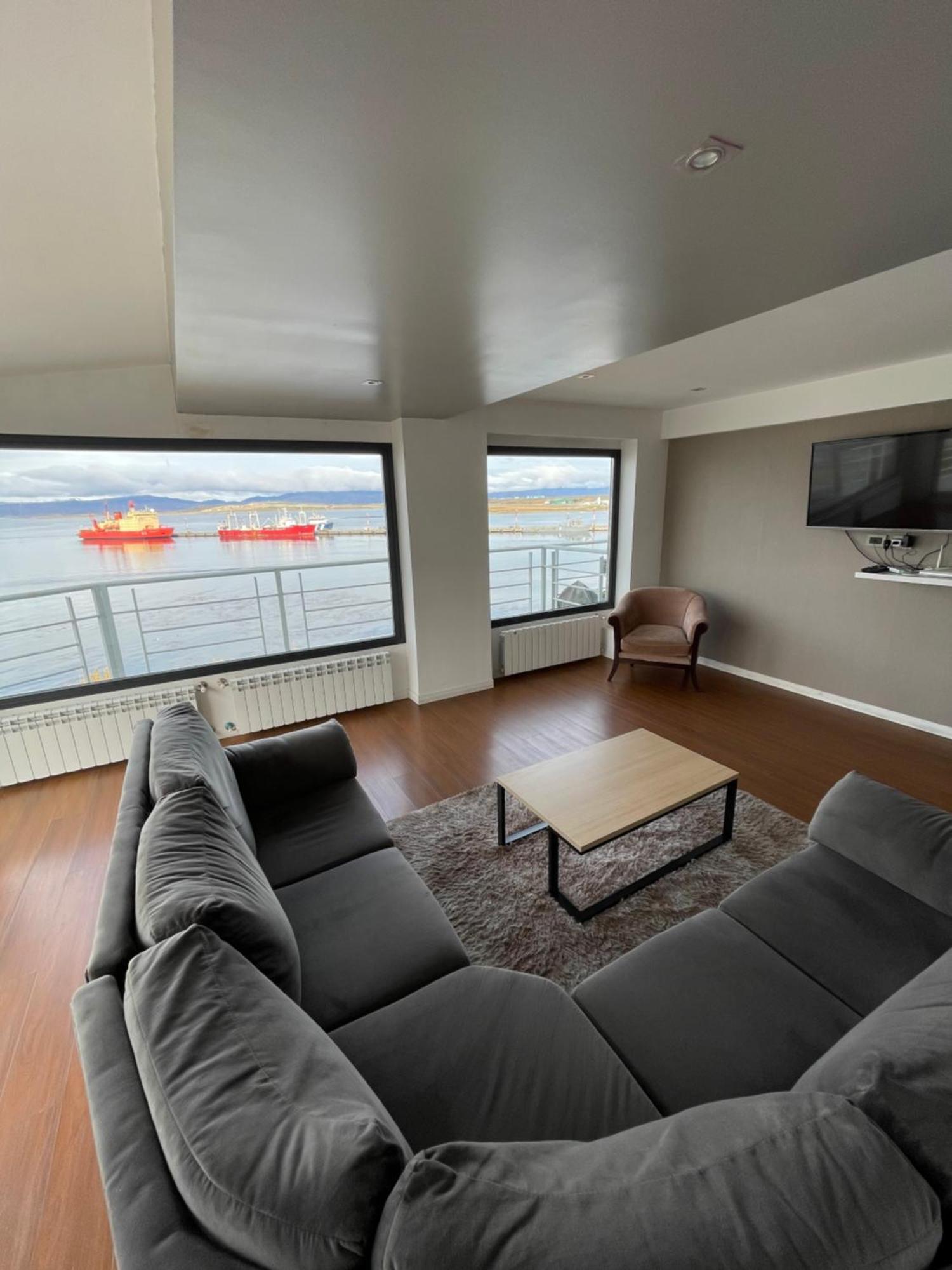 Semi-Piso In Patagonia Ushuaia Rebate In Physical Dollar Apartment Bagian luar foto